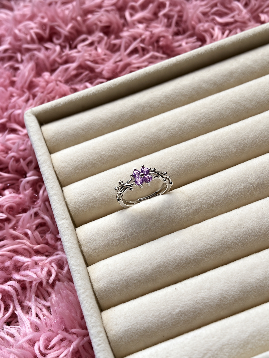 Seren II ring view 1
